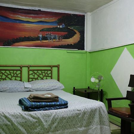 Hostal Del Este Santa Fe San José Dış mekan fotoğraf